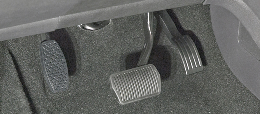 PEDALI ACCELERATORI A SINISTRA